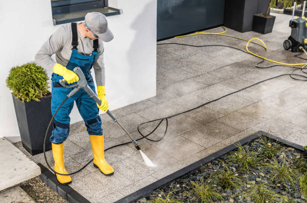 Professional Pressure Washing in Youngstown, OH